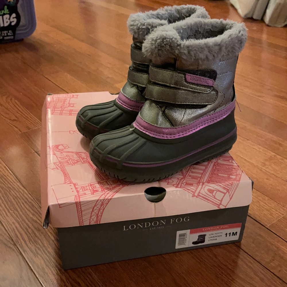 Kids snow boots